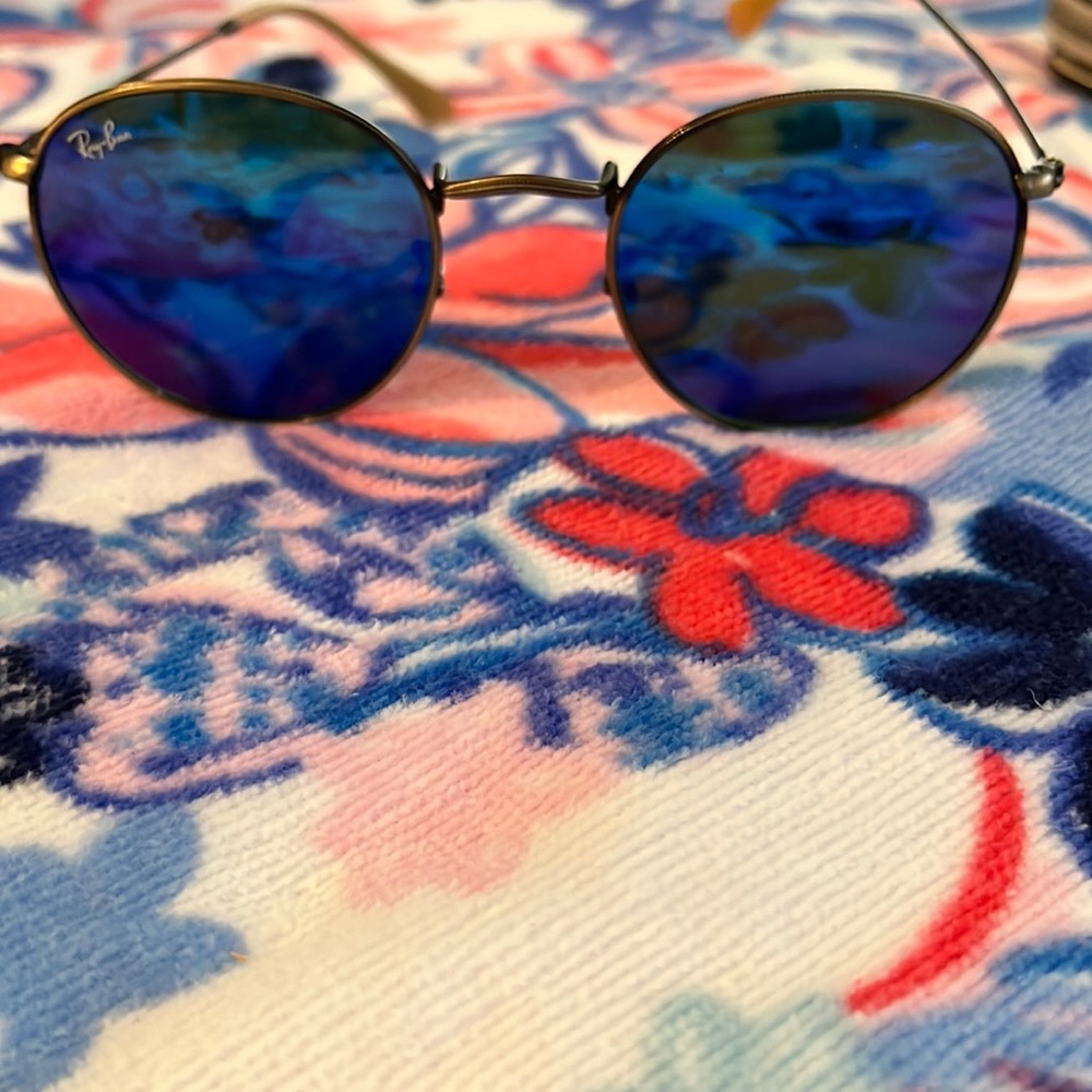 Blue Raybans